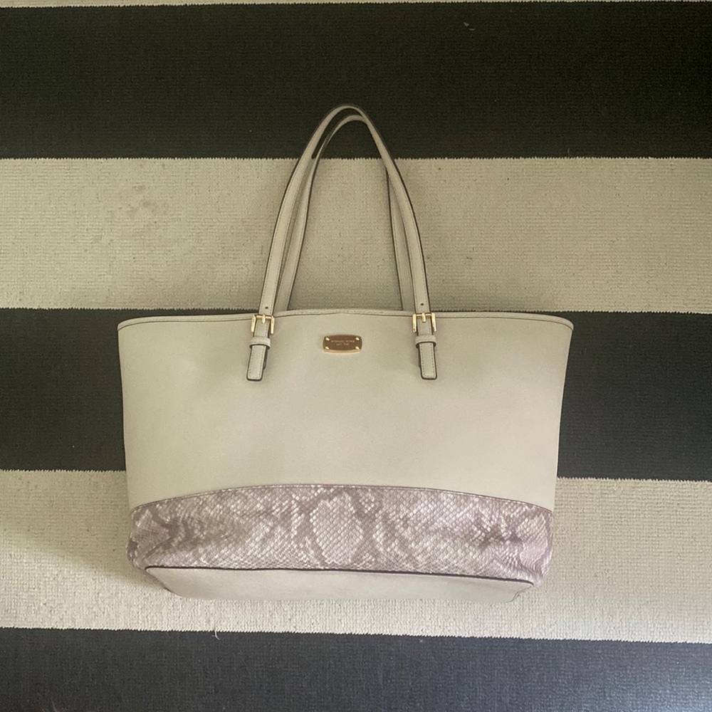 Michael Kors Tote